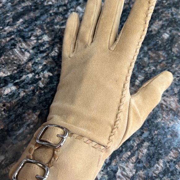 Woman’s leather/suede gloves - Picture 5 of 6